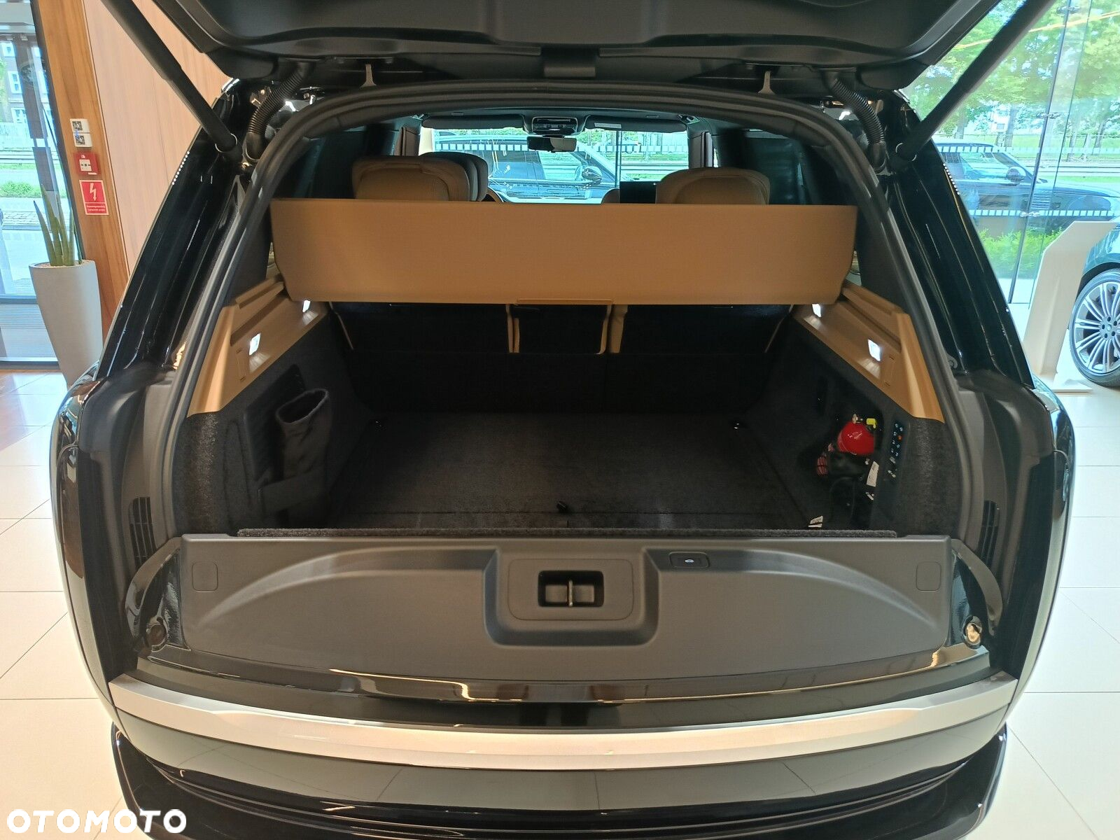 Land Rover Range Rover - 36