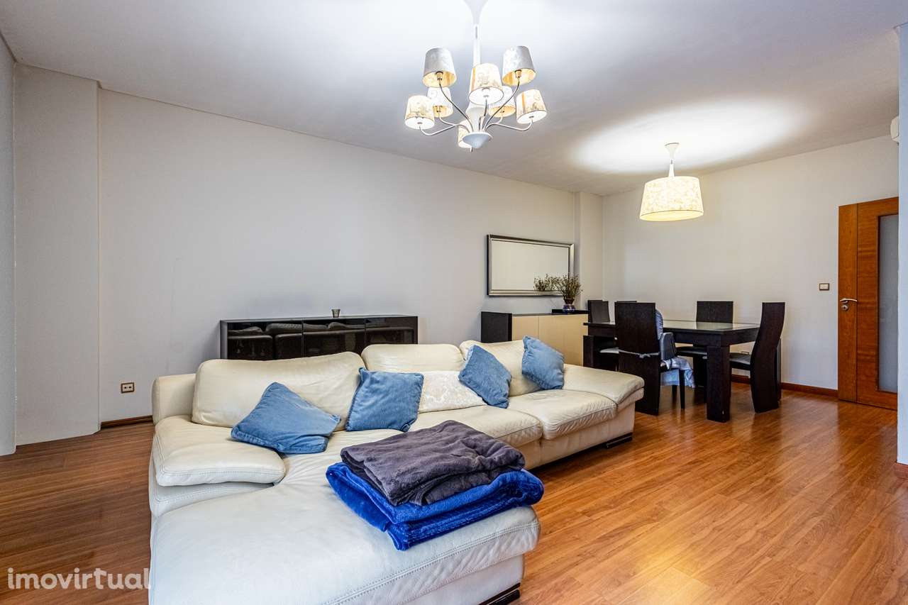 Excelente Apartamento T2 com Box para 2 carros na Vila Chã/Amadora ! - Grande imagem: 5/22