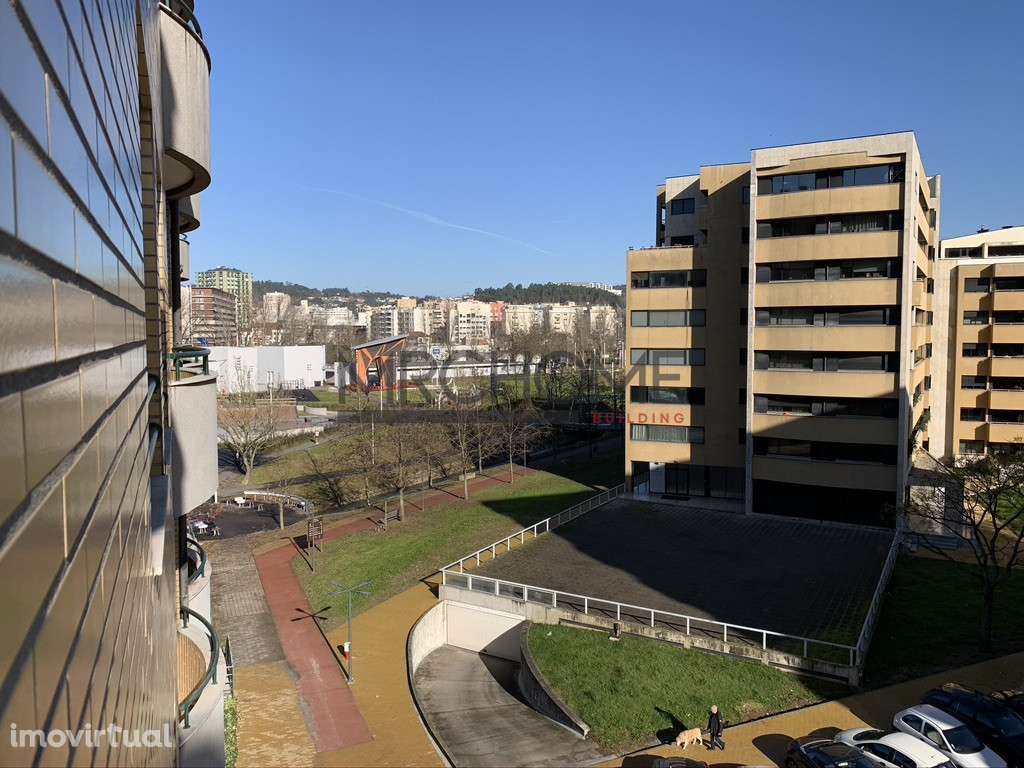Apartamento T1 Junto ao Complexo desportivo da Rodovia - Grande imagem: 2/12