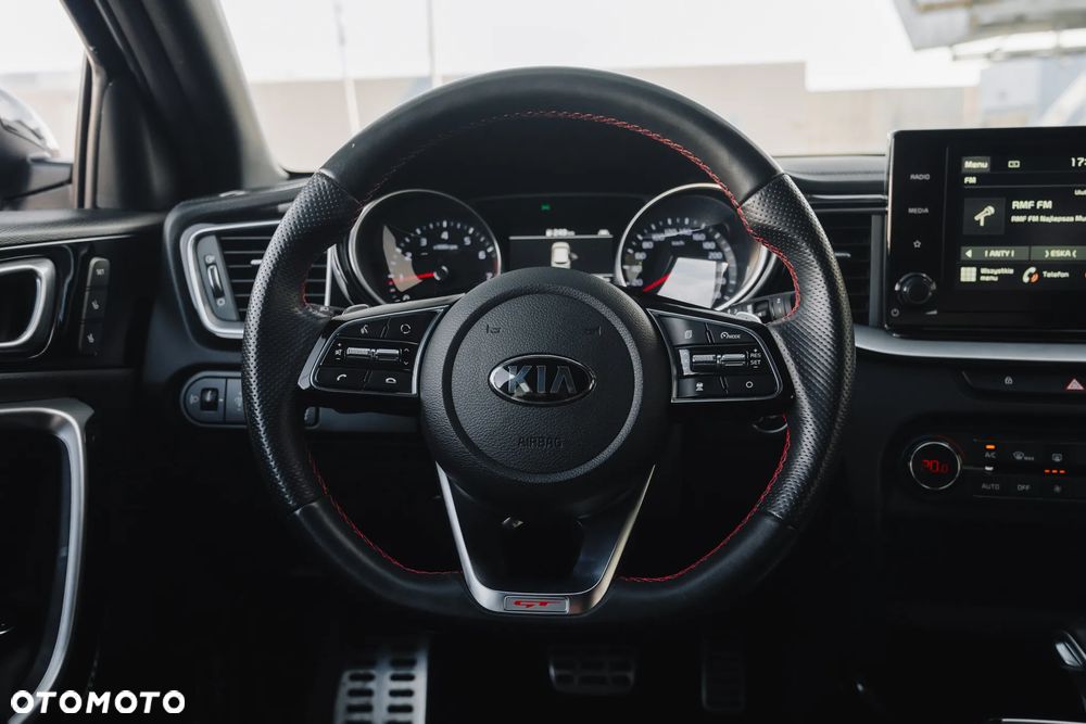 Kia ProCeed - 35