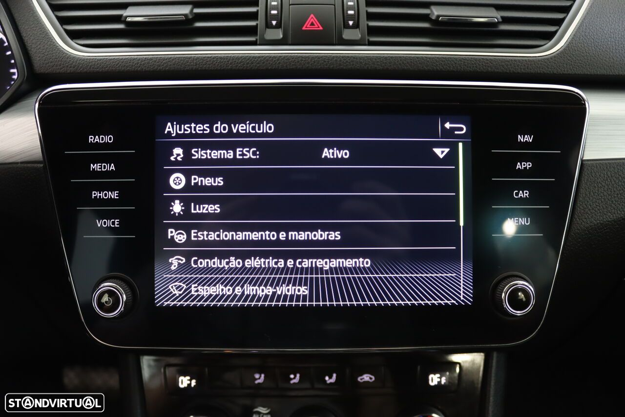 Skoda Superb Break 1.4 TSI iV Ambition DSG - 24
