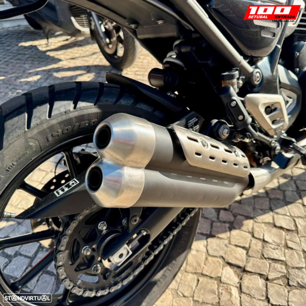 Triumph Scrambler 400 X - 12