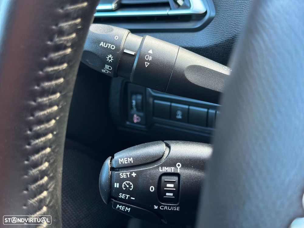 Peugeot 308 1.5 BlueHDi Active - 18