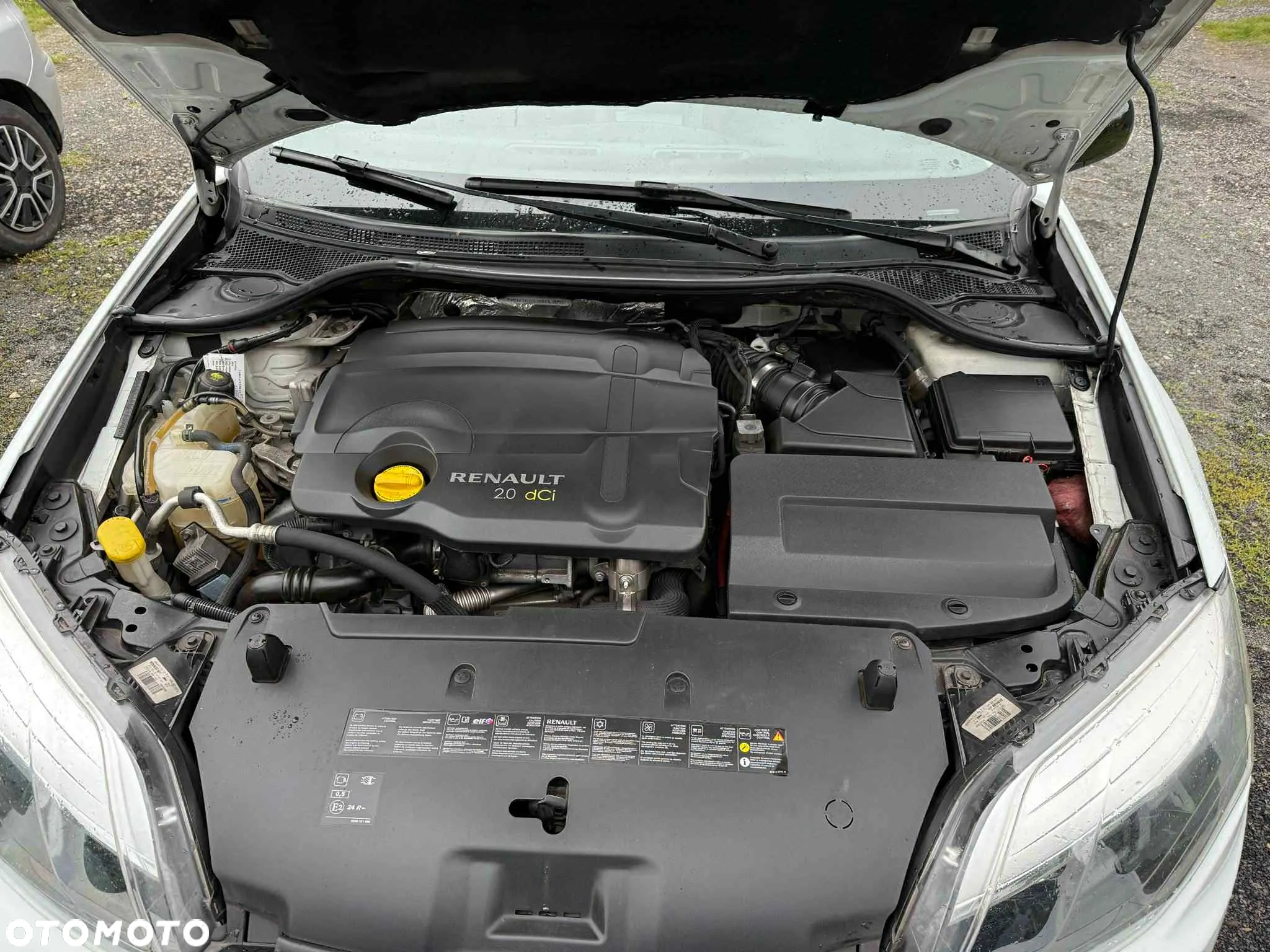 Renault Laguna Grandtour 2.0 dCi FAP Expression - 18