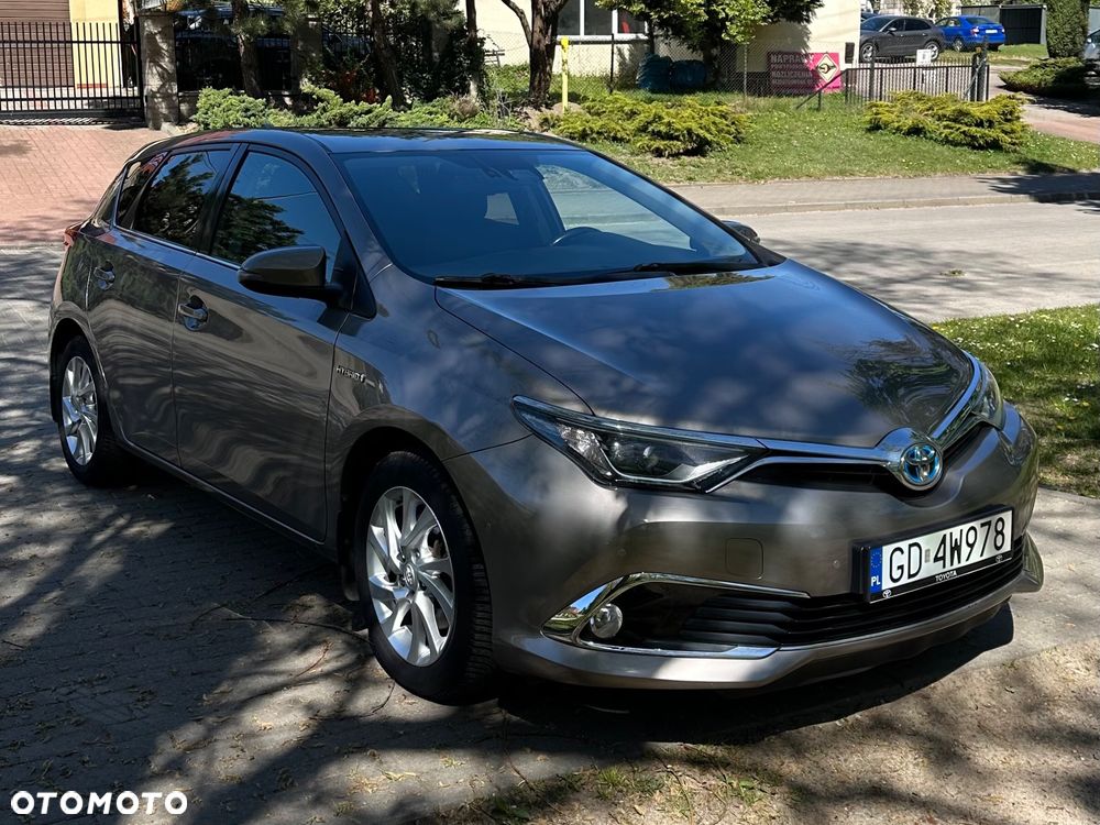 Toyota Auris 1.8 HSD Prestige - 1