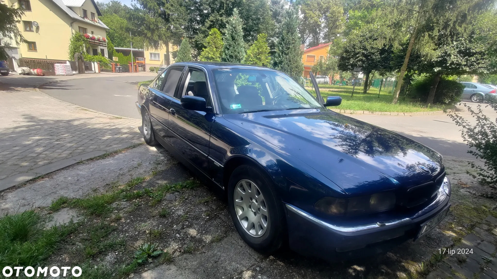 BMW Seria 7 750i - 3