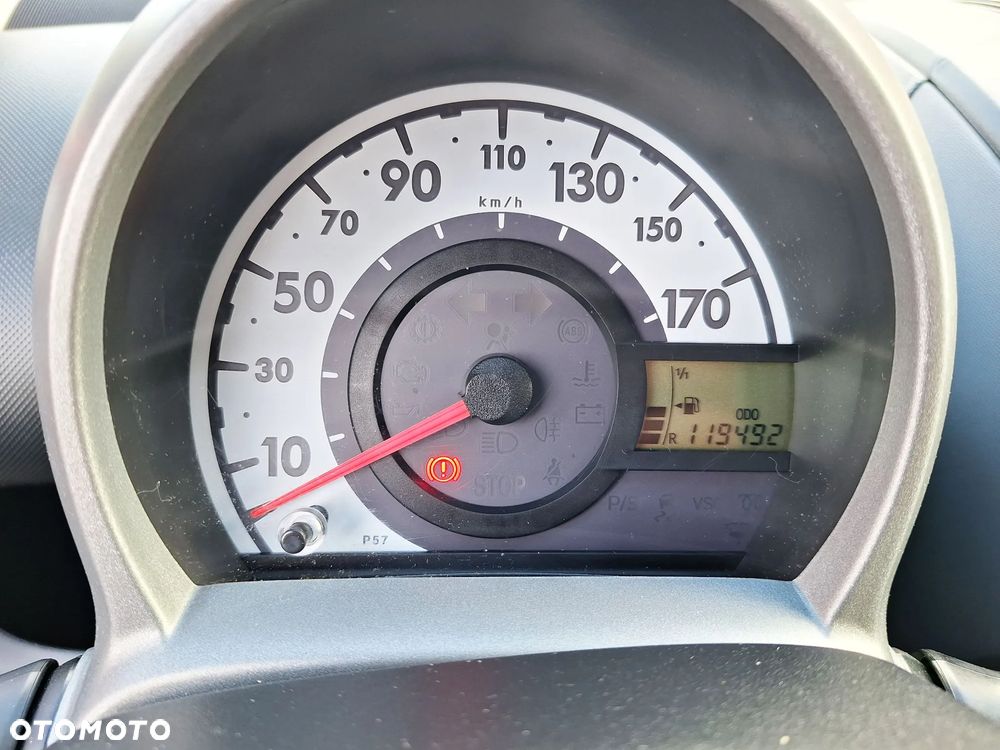 Toyota Aygo - 12