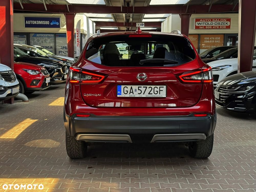 Nissan Qashqai 1.3 DIG-T N-Connecta DCT - 6