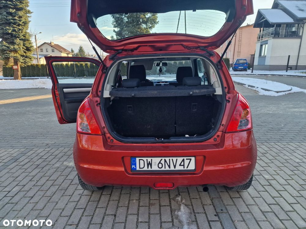Suzuki Swift 1.3 Club - 15
