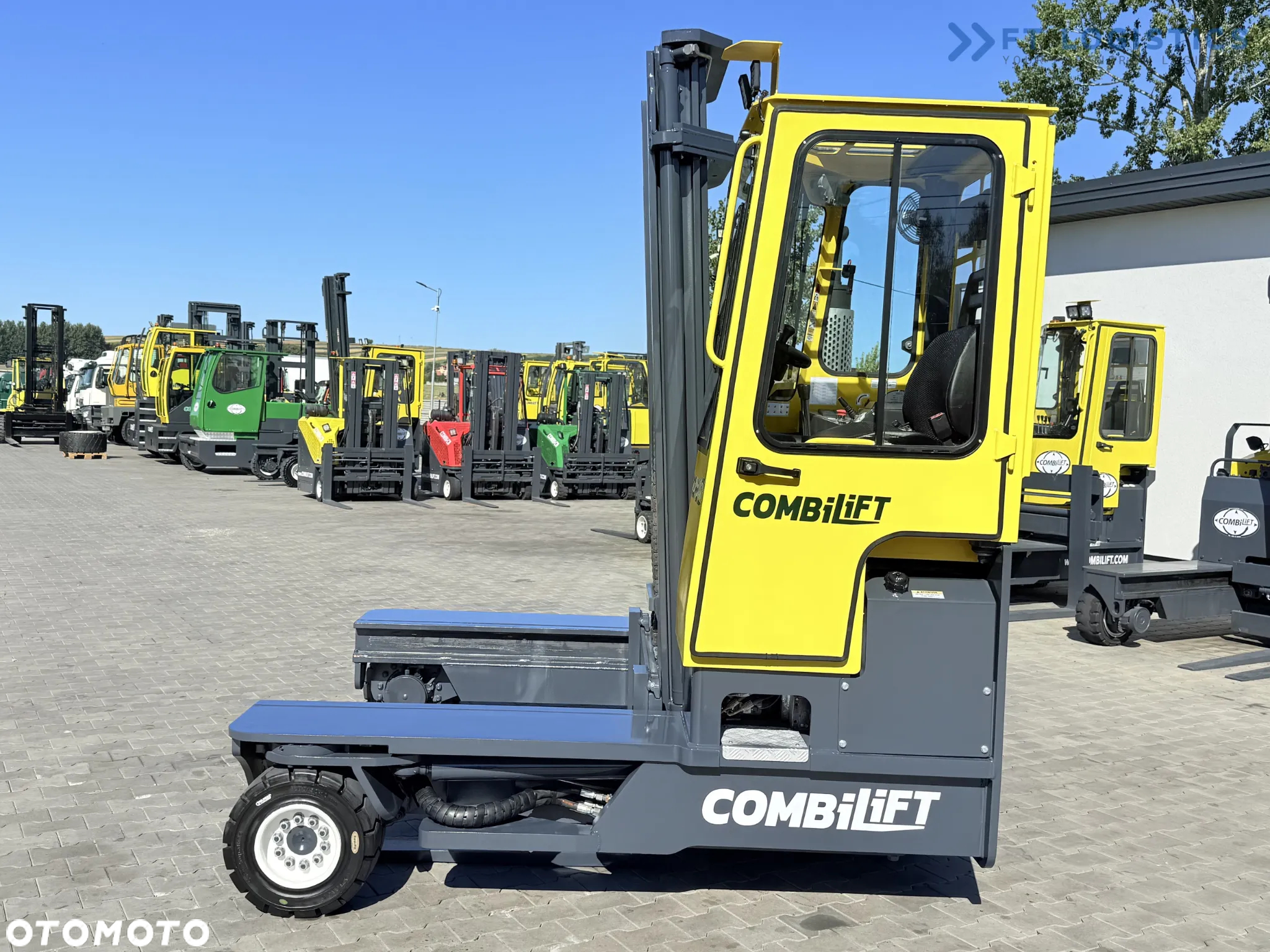 Combilift WÓZEK CZTEROKIERUNKOWY - WIELOKIERUNKOWY C4000 / DIESEL / DUPLEX 4100MM /JEDYNE 2888 MOTOGODZIN /  POZYCJONER WIDEŁ / PEŁNA KABINA - OGRZEWANIE / STAN IDEALNY / Szeroka oferta wózków czterokierunkowych i bocznych, dopasowanych do różnorodnych potrzeb i zastosowań - 10