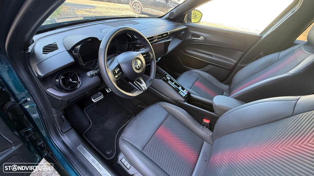 Alfa Romeo Junior 1.2 Speciale eDCT6 - 12