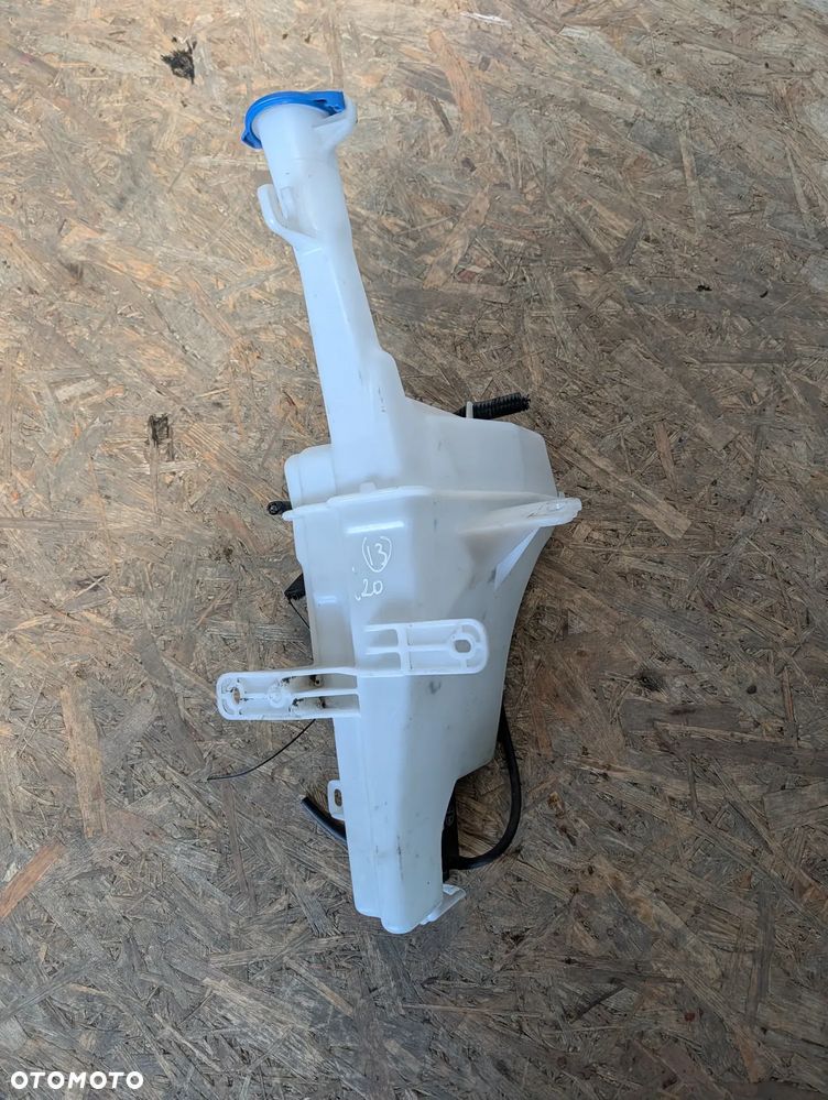 ZBIORNICZEK SPRYSKIWACZY HYUNDAI I20  98610-1J200 - 1