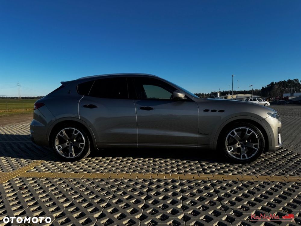 Maserati Levante - 9