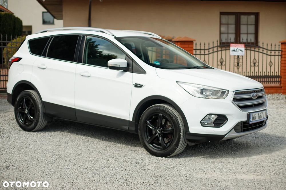 Ford Kuga 2.0 TDCi 2x4 Titanium - 17