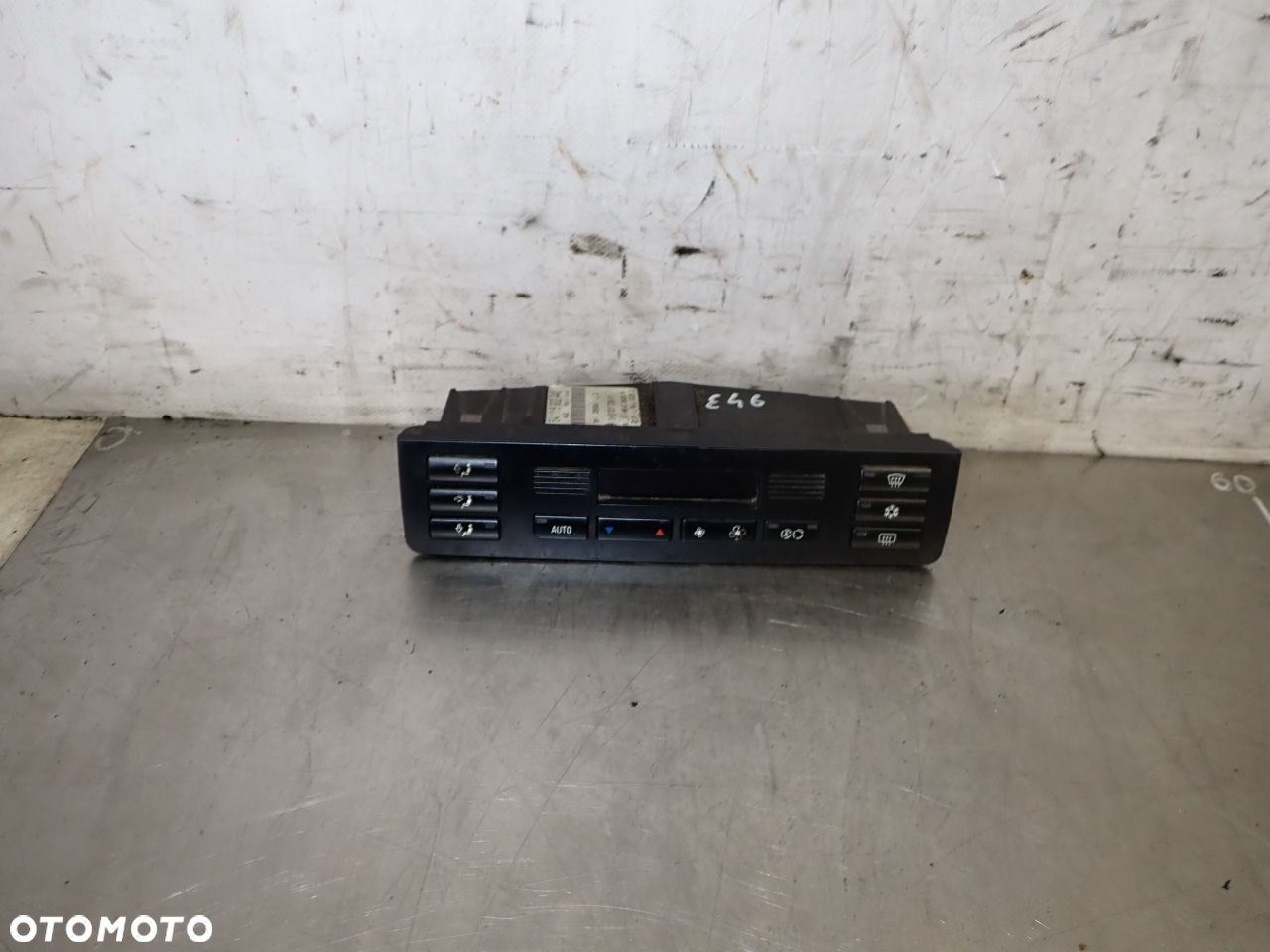 PANEL STEROWANIA NAWIEWU KLIMATYZACJI BMW E46 1.9 64116902440 - 1