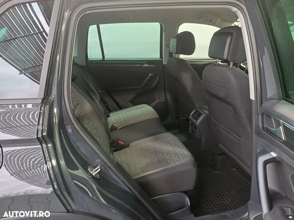 Volkswagen Tiguan 2.0 TDI SCR DSG 4Motion Life - 30