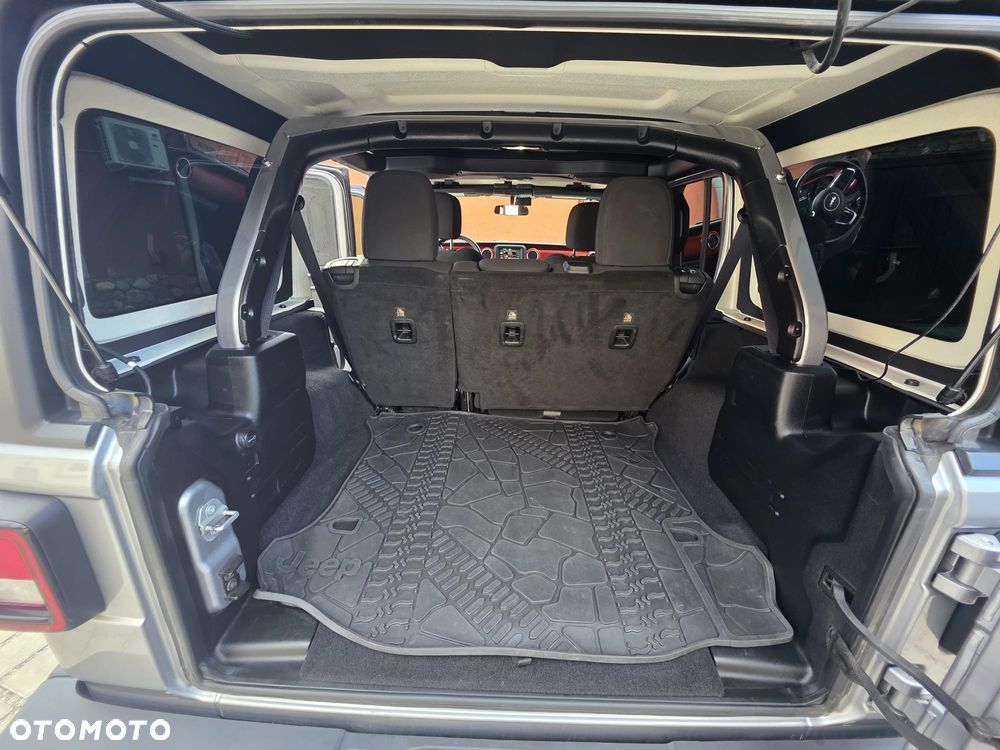 Jeep Wrangler 3.6 Unlim Rubicon X - 12