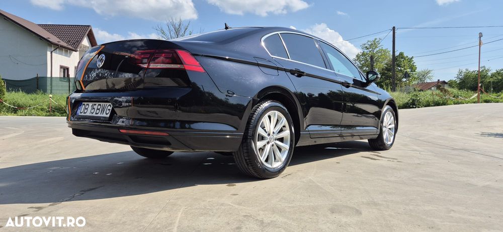 Volkswagen Passat 2.0 TDI DSG Comfortline - 8
