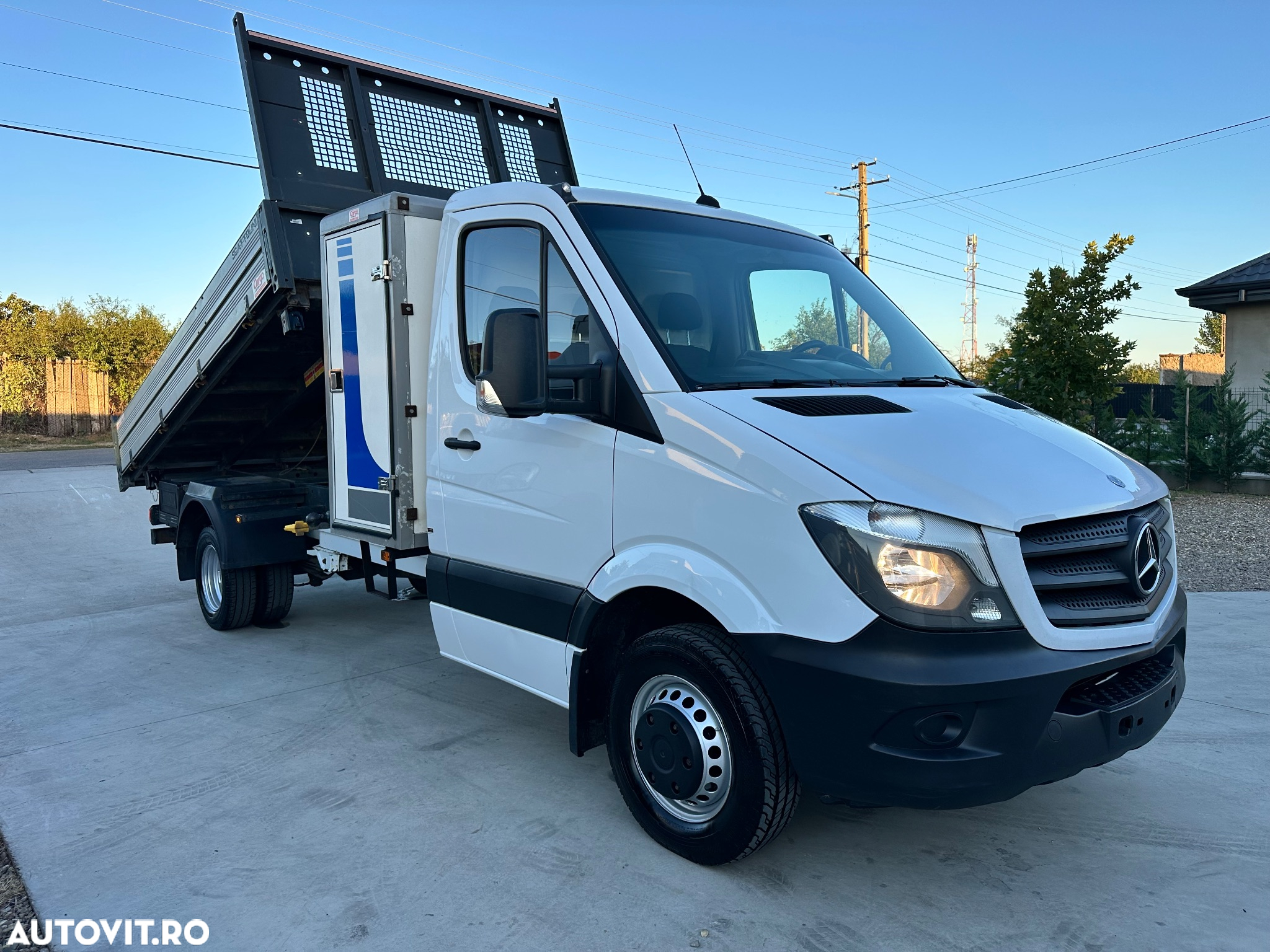 Mercedes-Benz Sprinter 516 /519 CDI 2017  Scattolini Basculnata / 3 părți   Cat. B 3.500 kg Iveco - 3