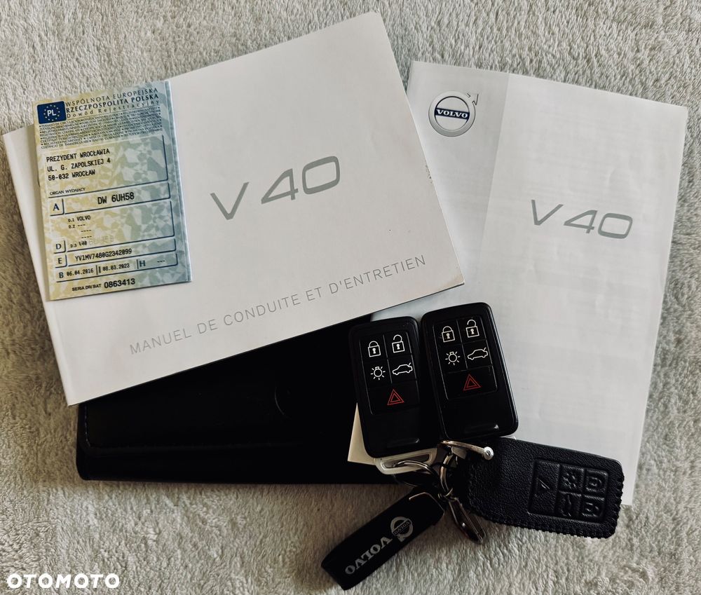 Volvo V40 D2 Geartronic Momentum - 32