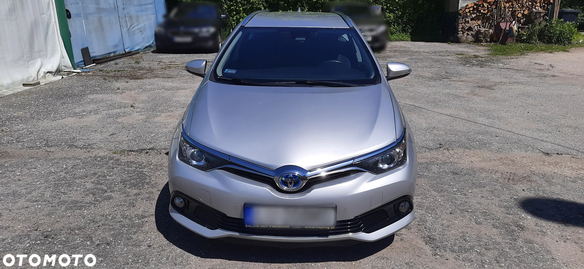 Toyota Auris Hybrid 135 Premium - 2