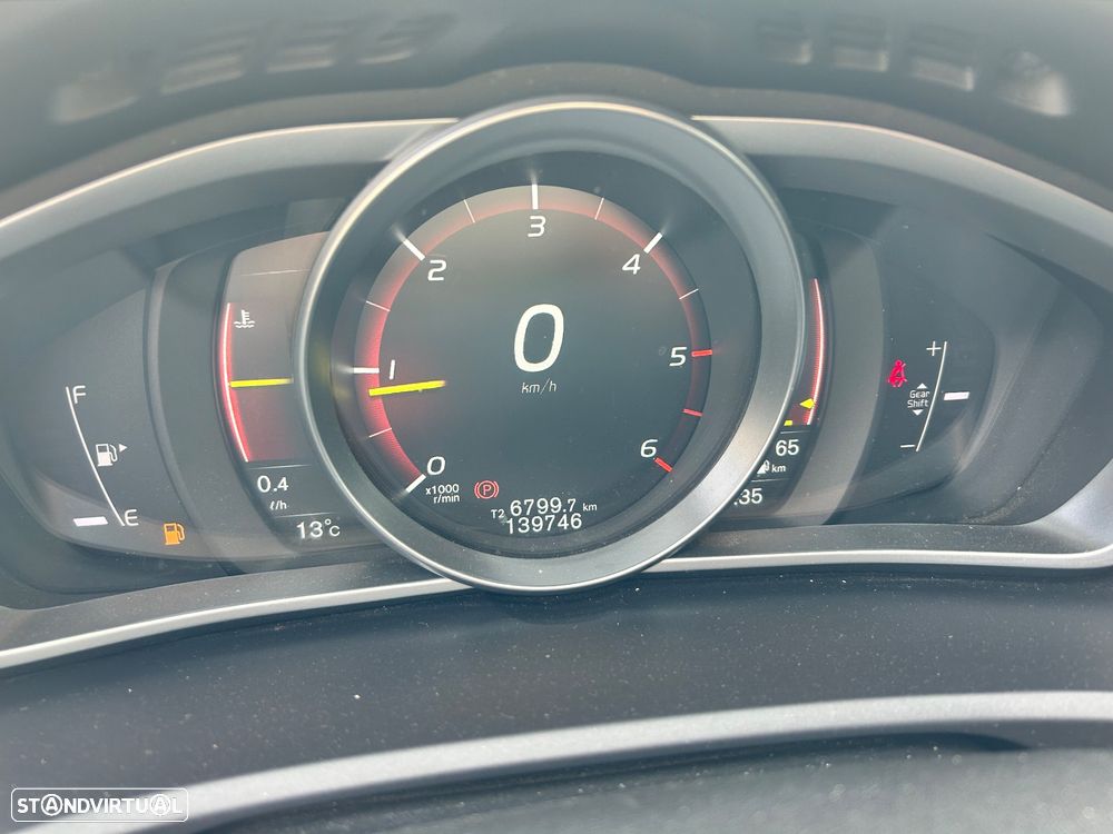 Volvo V40 D2 Ocean Race - 13