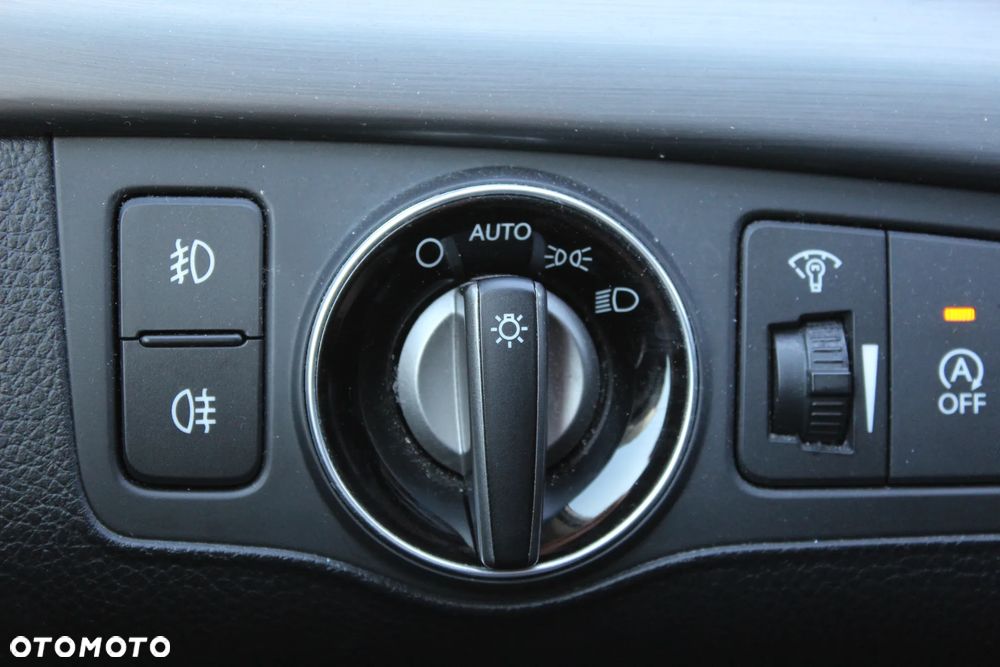 Hyundai i40 Kombi blue 1.7 CRDi DCT Premium - 20
