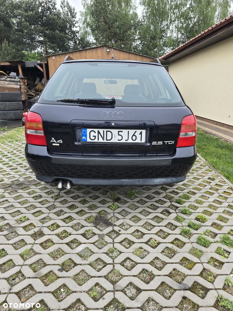 Audi A4 Avant 2.5 TDI - 5