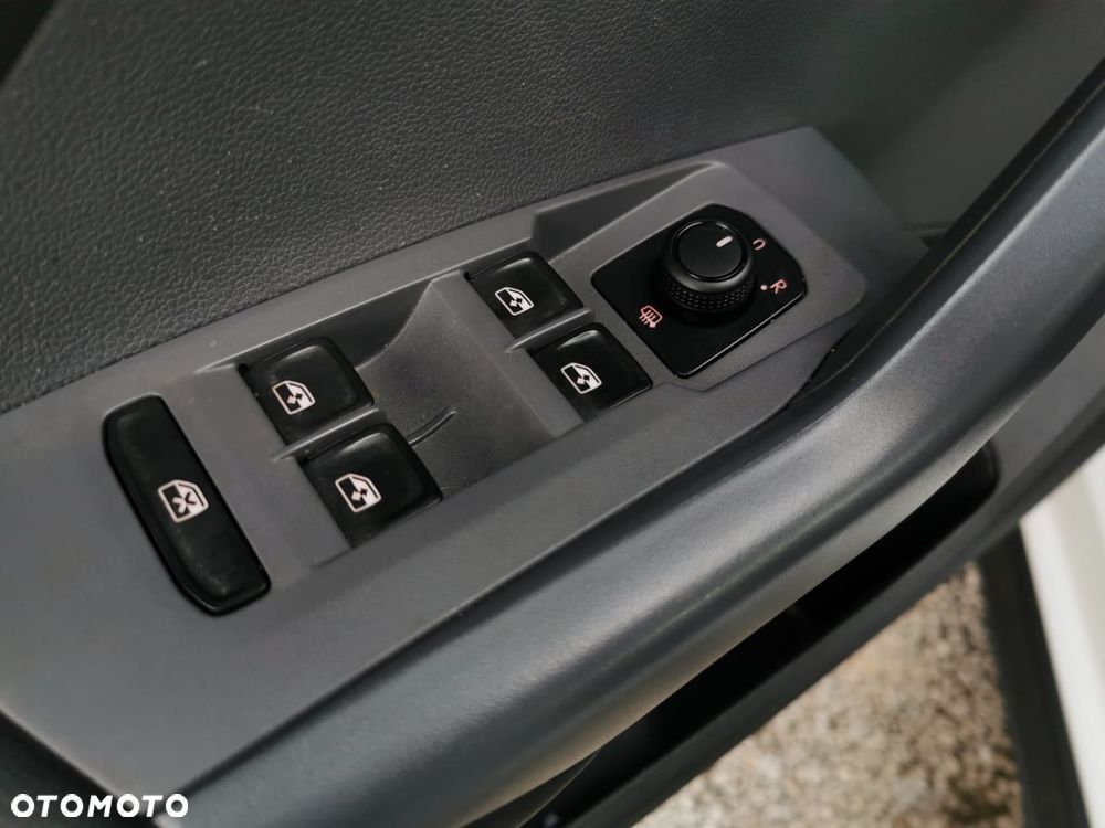 Volkswagen T-Cross 1.0 TSI - 16