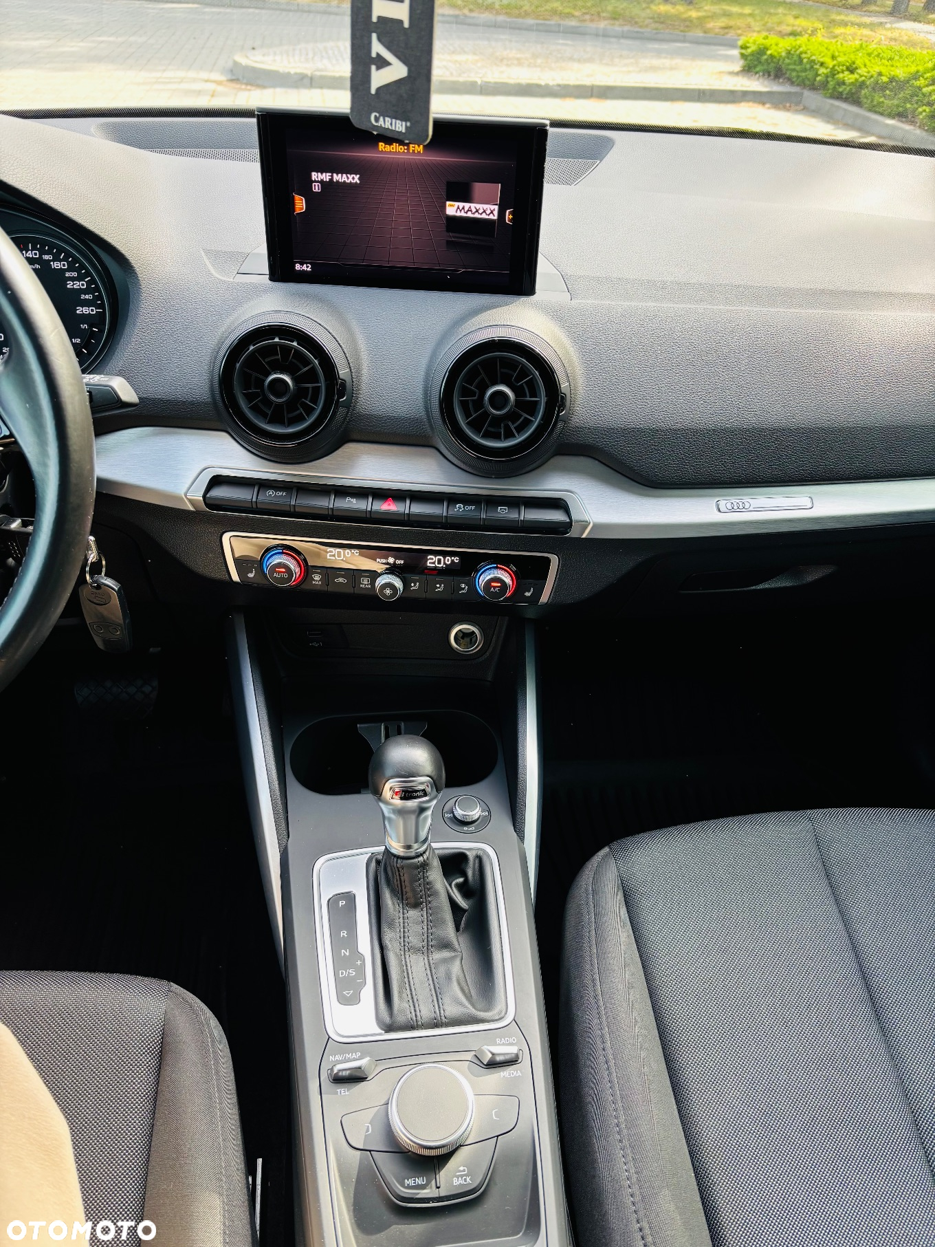 Audi Q2 1.6 TDI S tronic design - 11