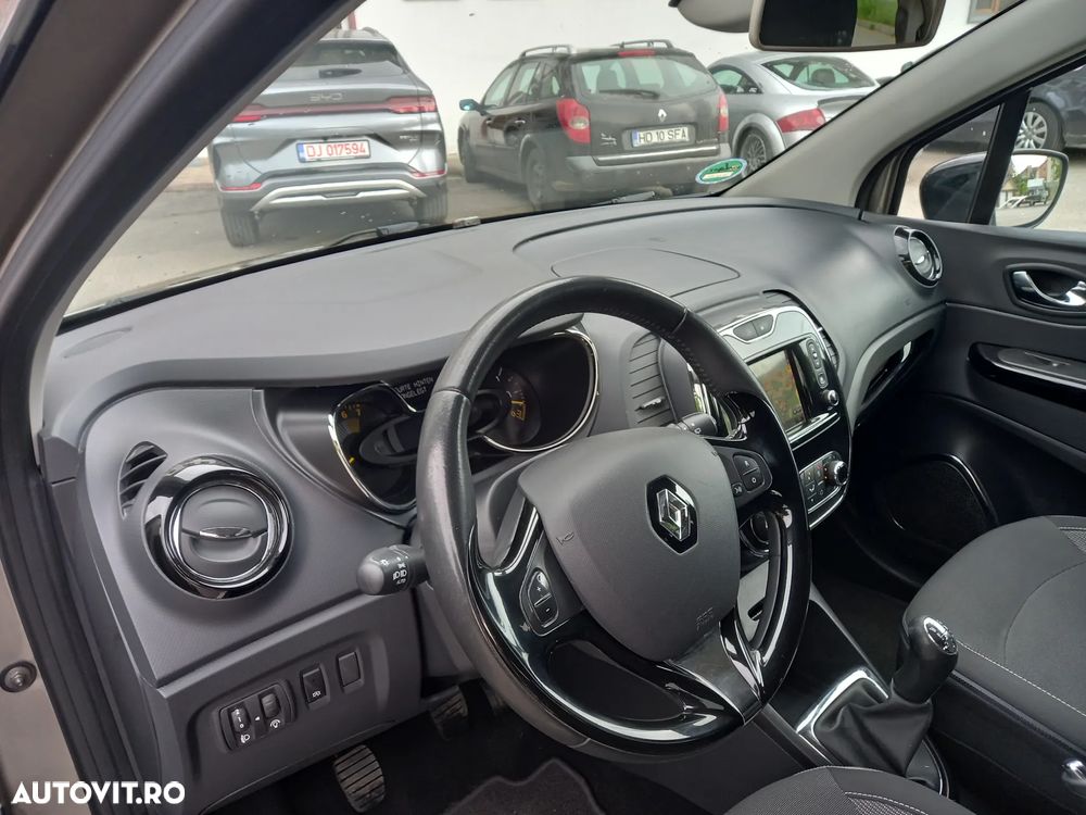 Renault Captur (ENERGY) TCe 90 BOSE EDITION - 11