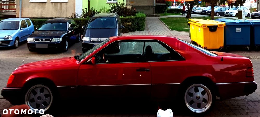 Mercedes-Benz W124 (1984-1993) - 1