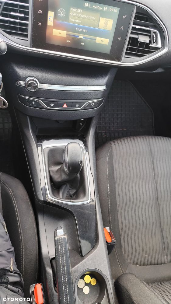 Peugeot 308 1.6 HDi Active - 16