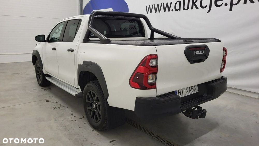 Toyota Hilux - 8