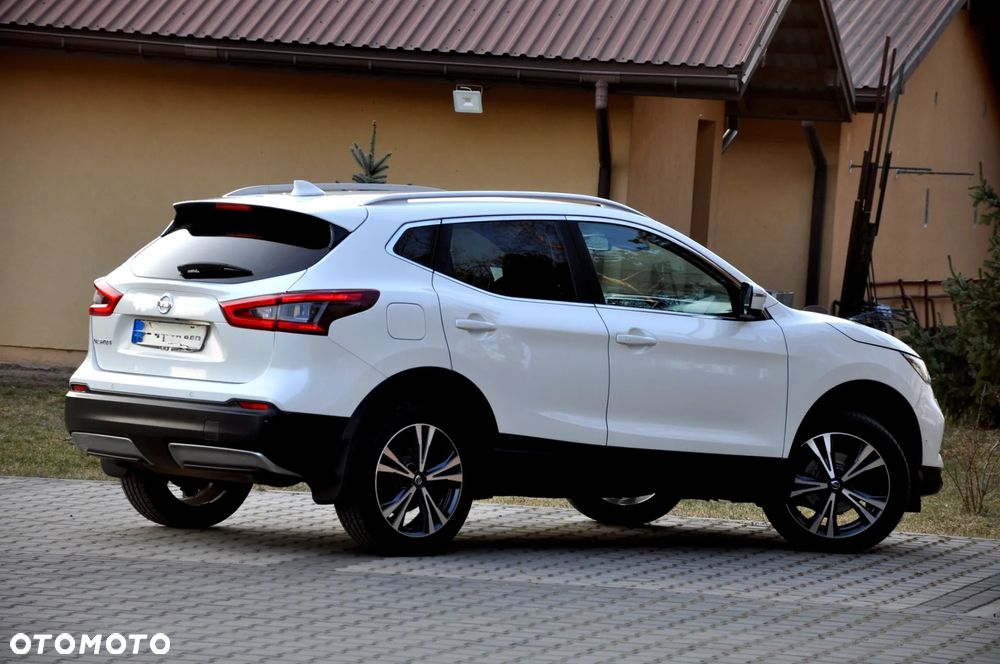 Nissan Qashqai 1.2 DIG-T Tekna EU6 - 17