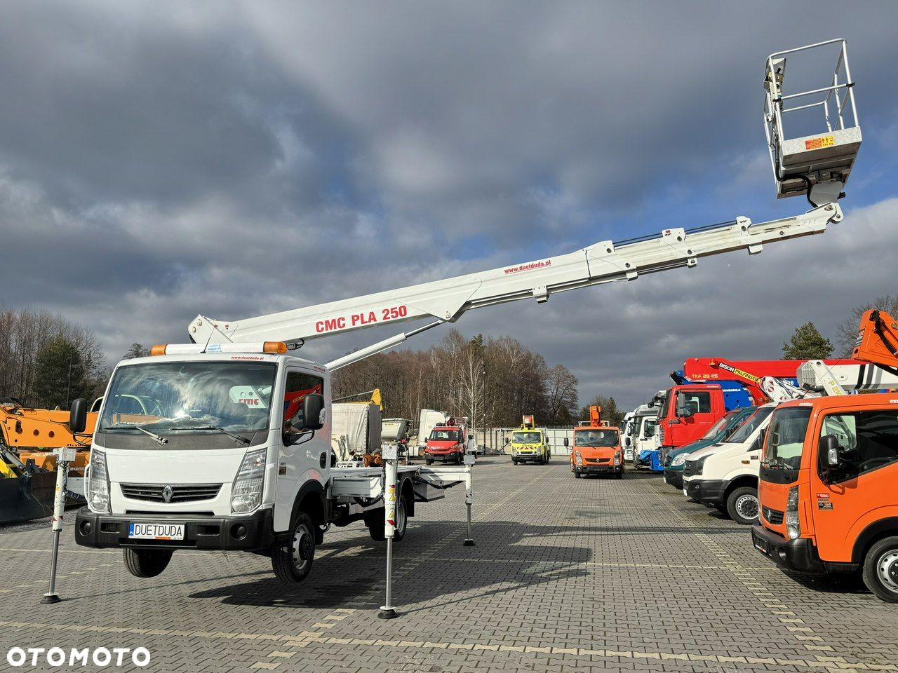 Renault Maxity - 6