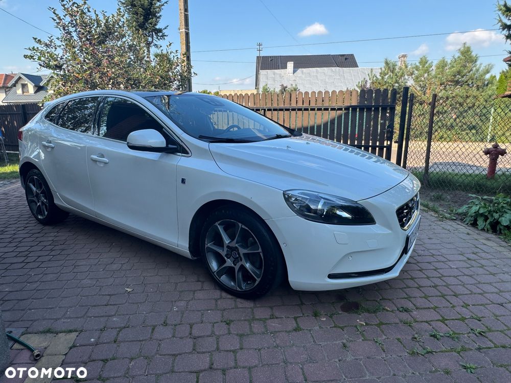 Volvo V40 D4 Geartronic Ocean Race - 22