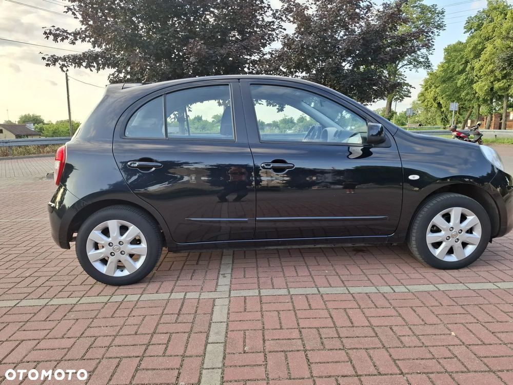 Nissan Micra 1.2 Bild der Frau - 22