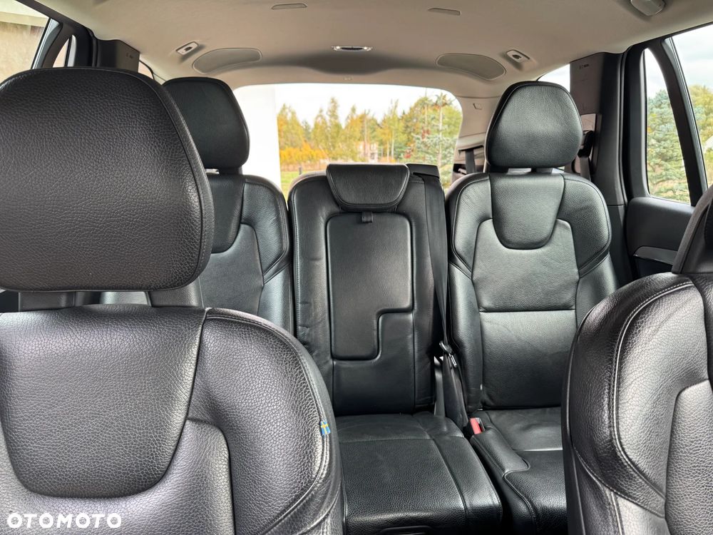 Volvo XC 90 D5 AWD Momentum 7os - 13