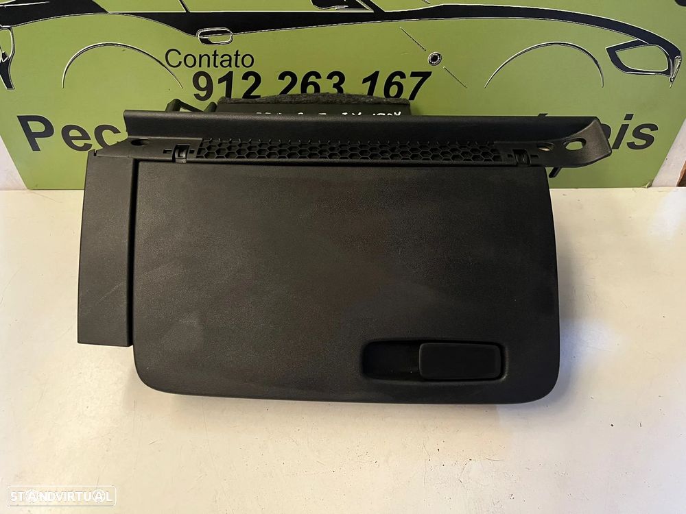 AUDI A1 8X PORTA LUVAS - PL045 - 2