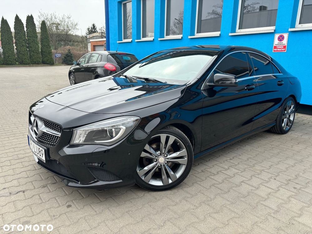 Mercedes-Benz CLA 220 CDI 7G-DCT AMG Line - 4