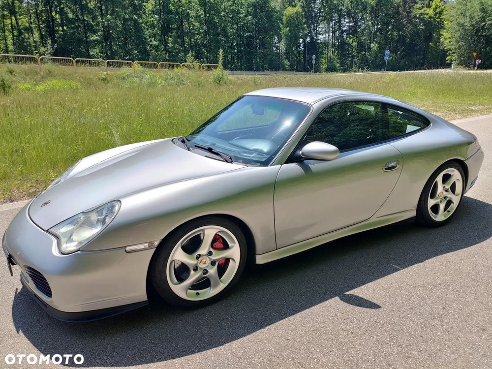 Porsche 911 Carrera 4S - 14