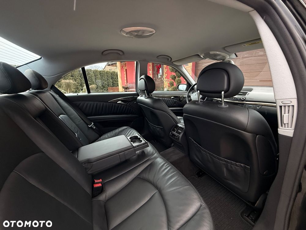 Mercedes-Benz Klasa E 320 Avantgarde - 27