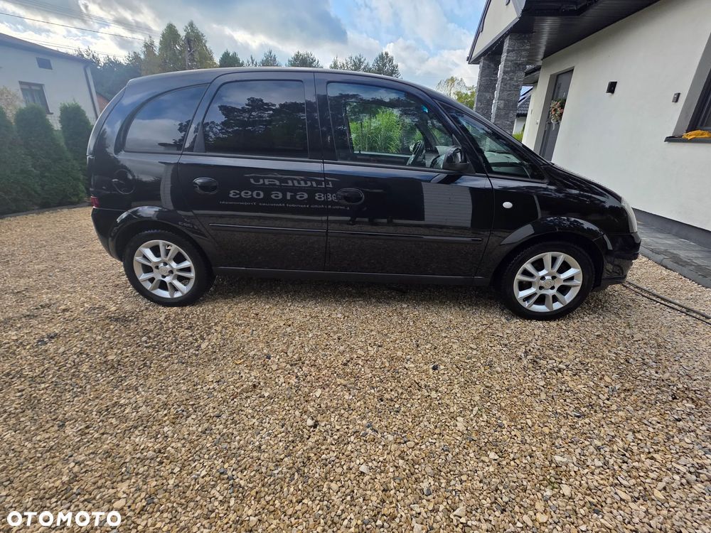 Opel Meriva 1.6 16V Innovation 110 Jahre - 2