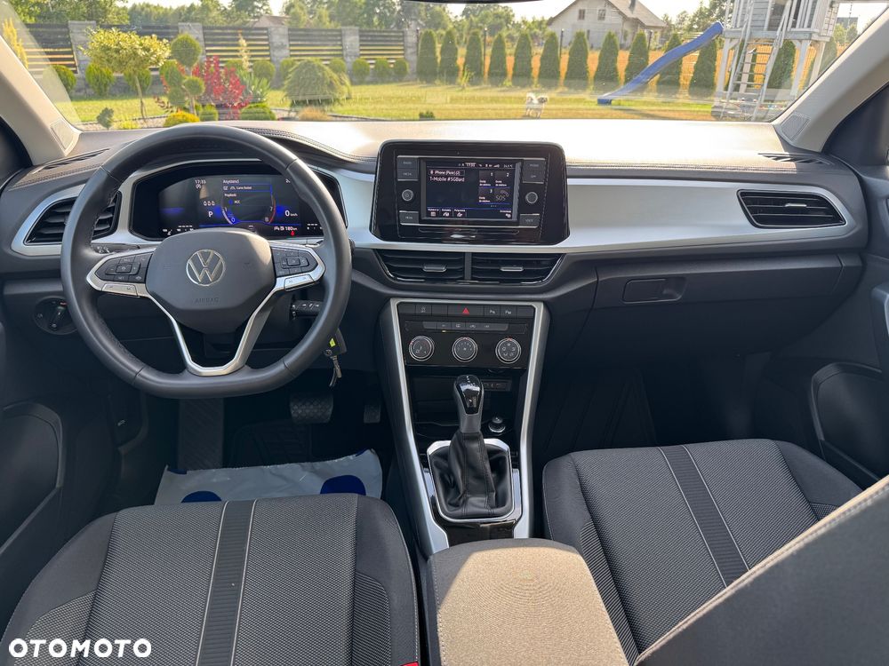 Volkswagen T-Roc - 9