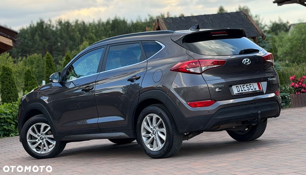 Hyundai Tucson 1.7 CRDI BlueDrive Comfort 2WD - 21