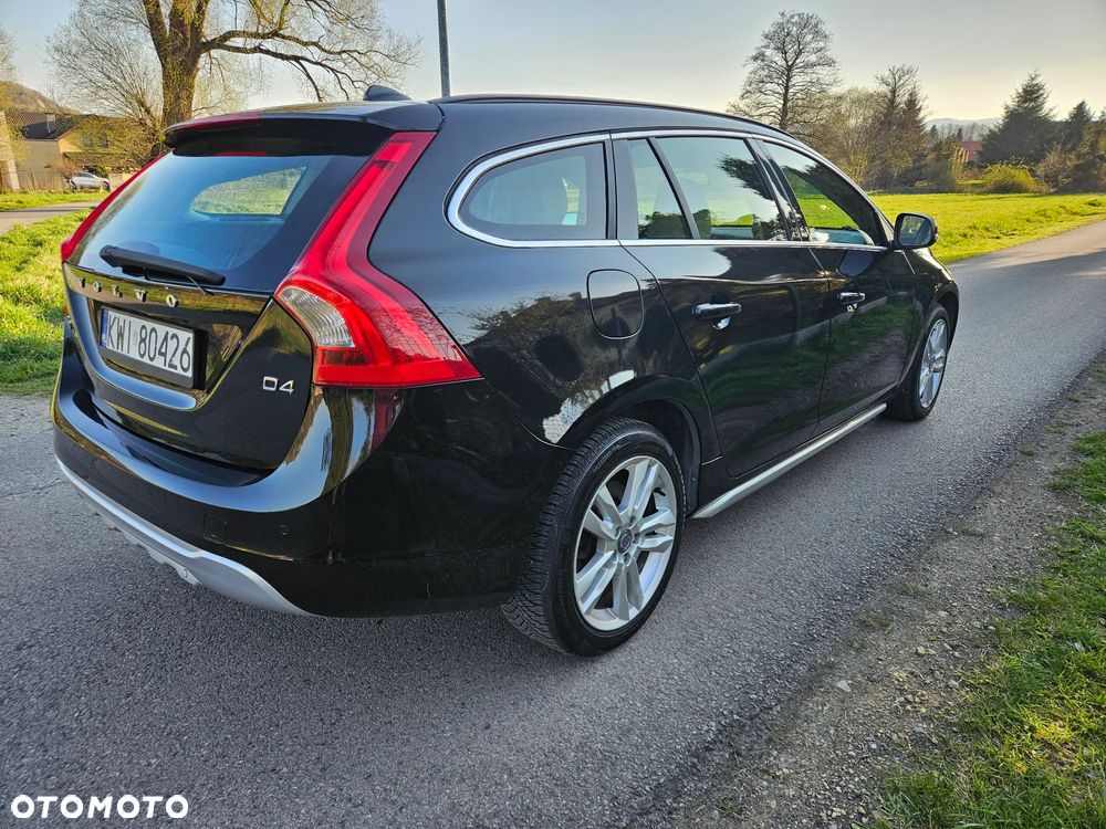 Volvo V60 D4 Momentum - 5
