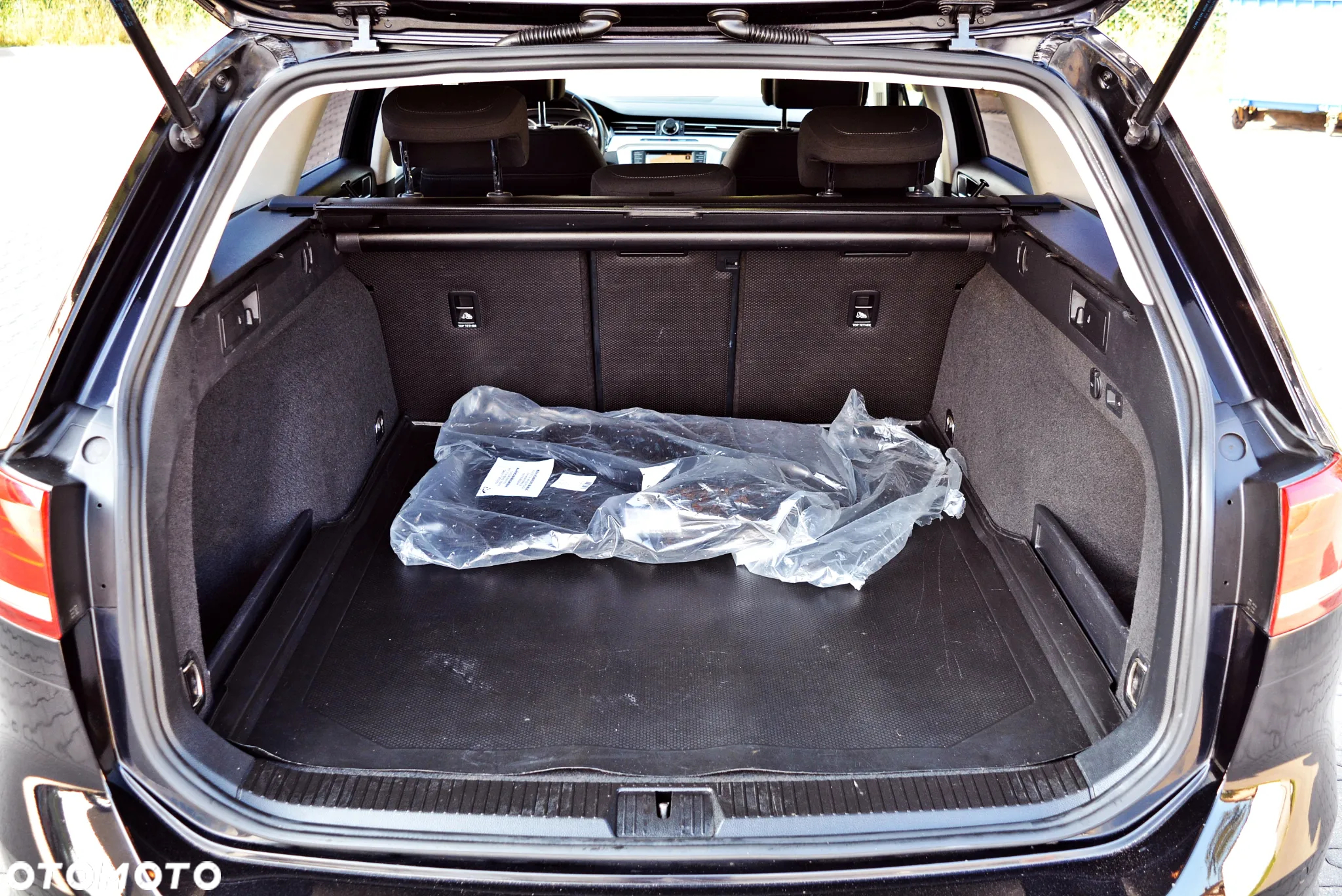 Volkswagen Passat 2.0 TDI BMT Highline - 14