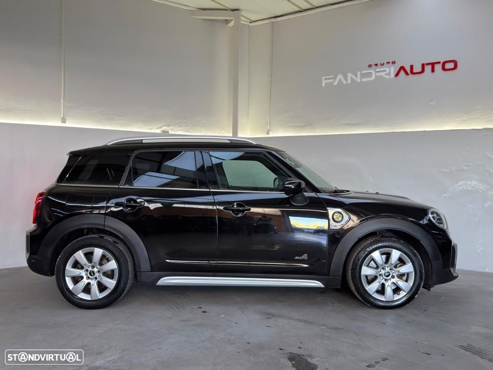 MINI Countryman Cooper SE Premium Essential Auto - 8