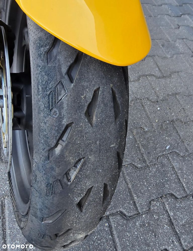 Honda Hornet - 25